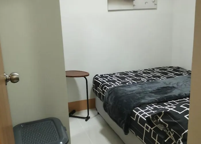 公寓 Condotel 1br W Balcony At Moa Smdc Shore3 T1 马尼拉
